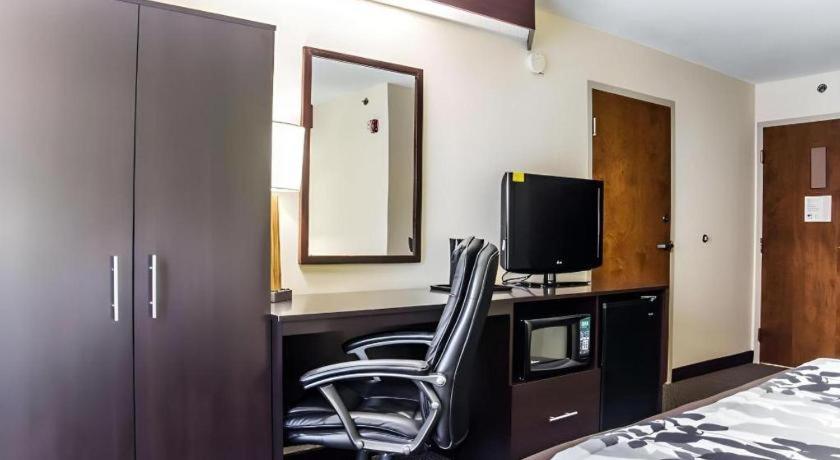 Sleep Airport - Billy Graham Parkway Charlotte