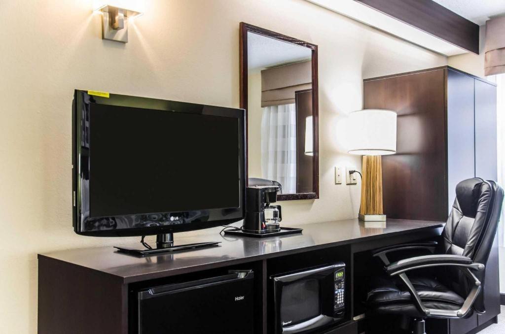 Sleep Airport - Billy Graham Parkway 2* Charlotte